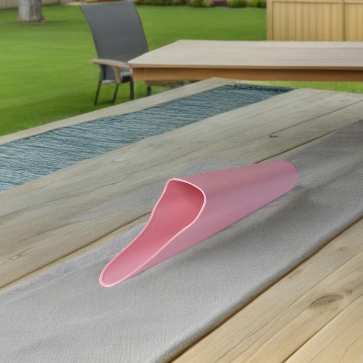 2pcs Plastic Soil Shovels Garden Trowel Set for Succulent Planting Narrow Mouth Bucket Scoops Portable Gardening Tools for Seedling Transplant and Indoor Bonsai Care