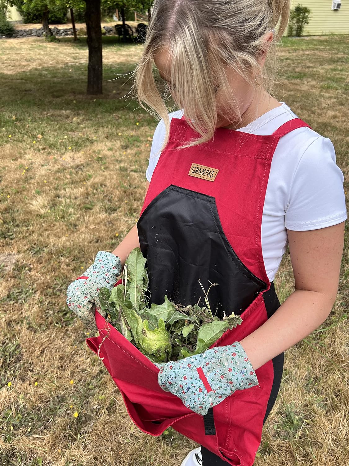 + Grampa's Garden Apron - Bundle The Original Stand Up Weed Puller & Grampa's Garden Apron for The Easiest & Most Effective Weed Removal & Cleanup Combos