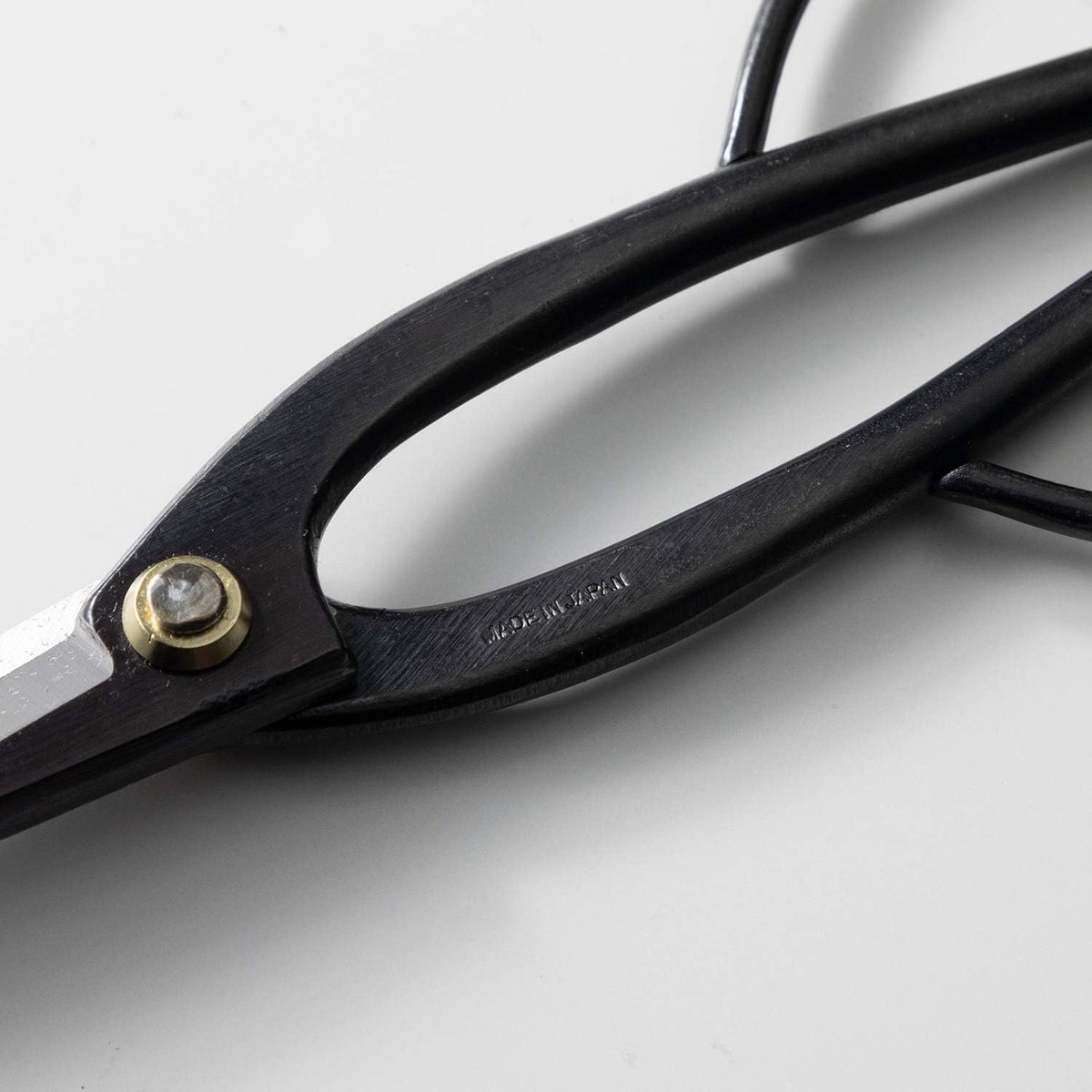 Wazakura Satsuki Bonsai Scissors, Made in Japan 7 inch (180 mm), Japanese Bonsai Garden Tools, Hasami Pruning Shears - Satsuki Style, Black