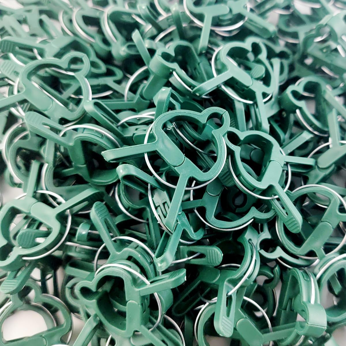 100PCS Plant Clips Garden Clips for Tomato Cage, Tomatoes Clips Plant Support Clips for Bamboo Stakes, Climbing Plants, Vines, Gentle Plant & Flower Trellis Clips for Plant Stalks, Stems