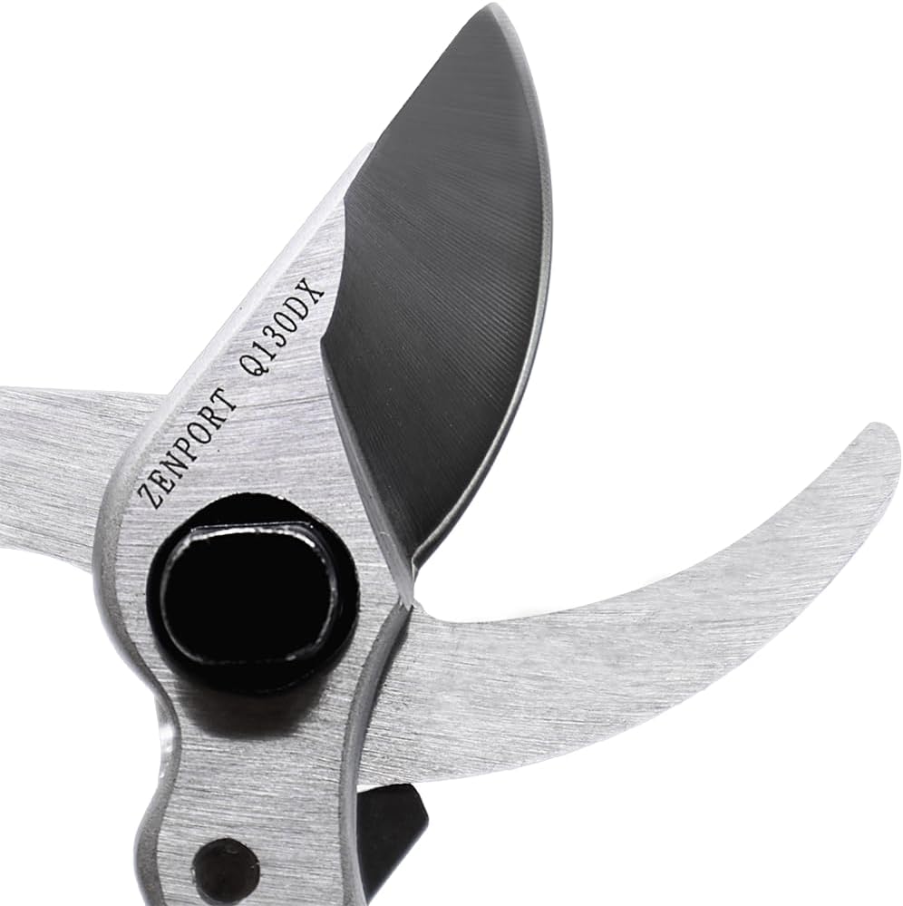 Q130DX Japanese-style Bypass Pruner, 0.5-Inch Cut