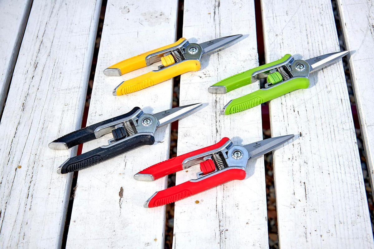 Yard Essentials Pocket Pruner