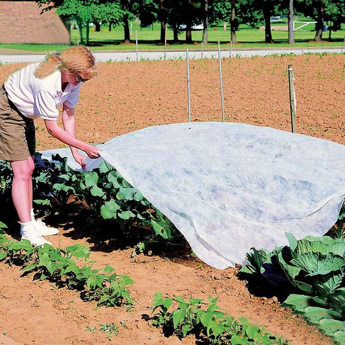 Winter Plant Covers Freeze Protection -Warm Rectangle Plant Protection Cover, Frost Cloth Blanket Protecting Fruit Tree Potted Plants from Freezing Animals Eating (13 x 6.5 Feet)