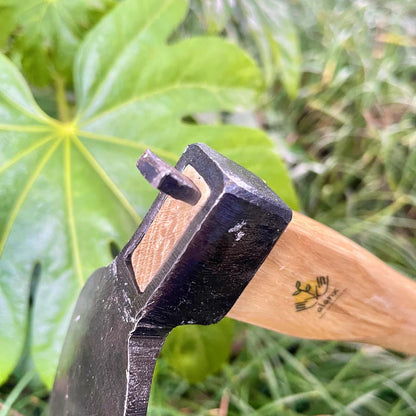 14 Inch Heavy Duty Wide Hoe, Japanese Carbon Steel with Oak Wooden Handle, Without Welding, Garden Tool for Digging, Weeding, and Planting