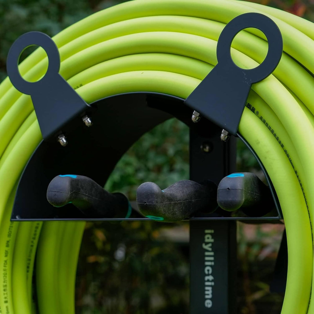 Garden Hose Holder Freestanding for Outside With Tool Storage Heavy Duty 2MM Carbon Steel (Deep Grey, Without Faucet)