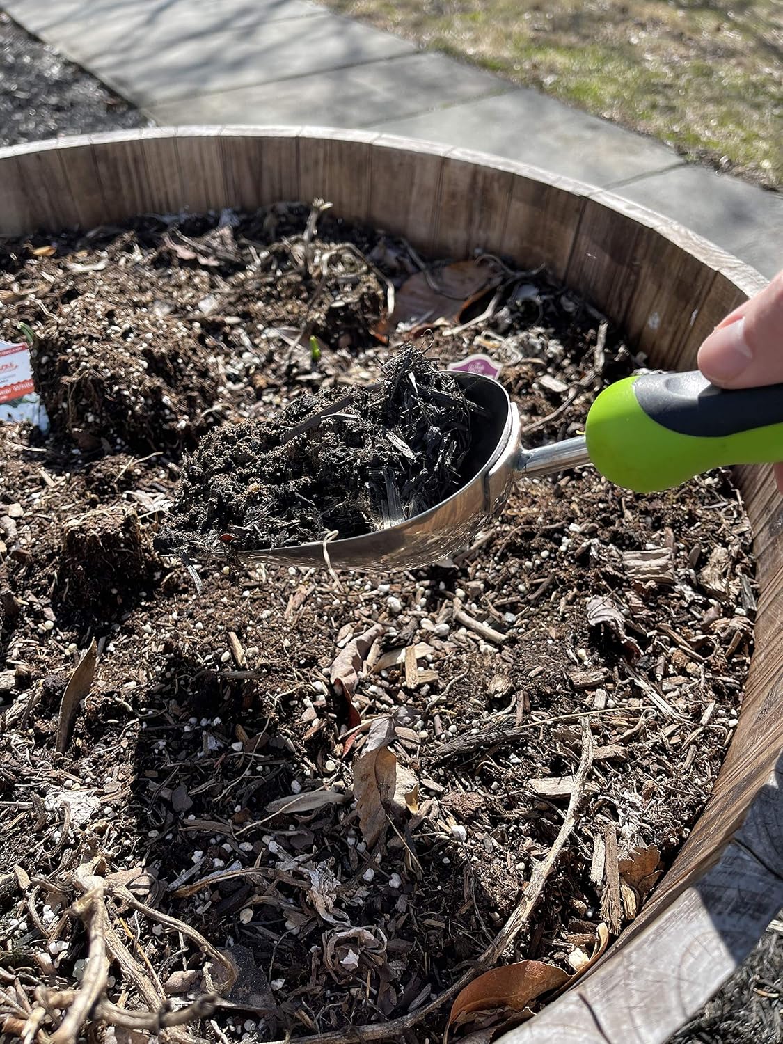 Super Strong Garden Scoop Trowel Shovel Transplanter - Stainless Steel - Rust Resistant - Ergonomic Grip - Perfect Hand Shovel for Gardening Transplanting and Digging