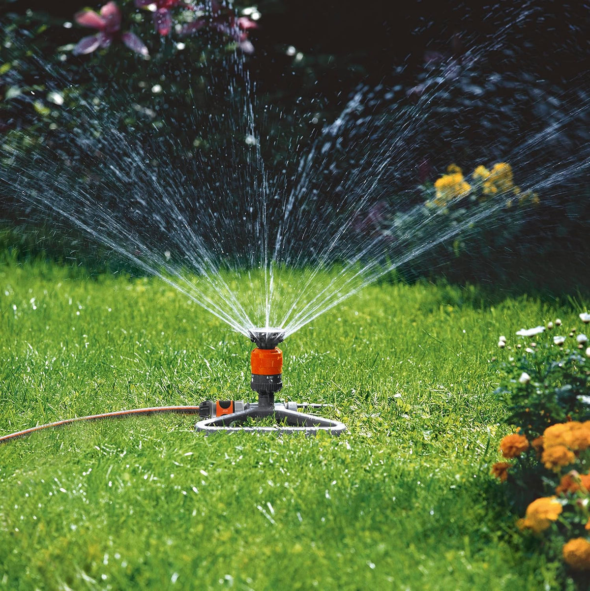 Spray Spike Sprinkler