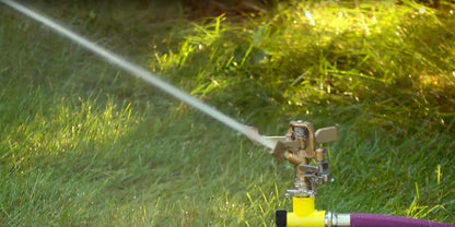 15081 Circular Base Impulse Sprinkler with a Heavy-Duty Metal Base, Red