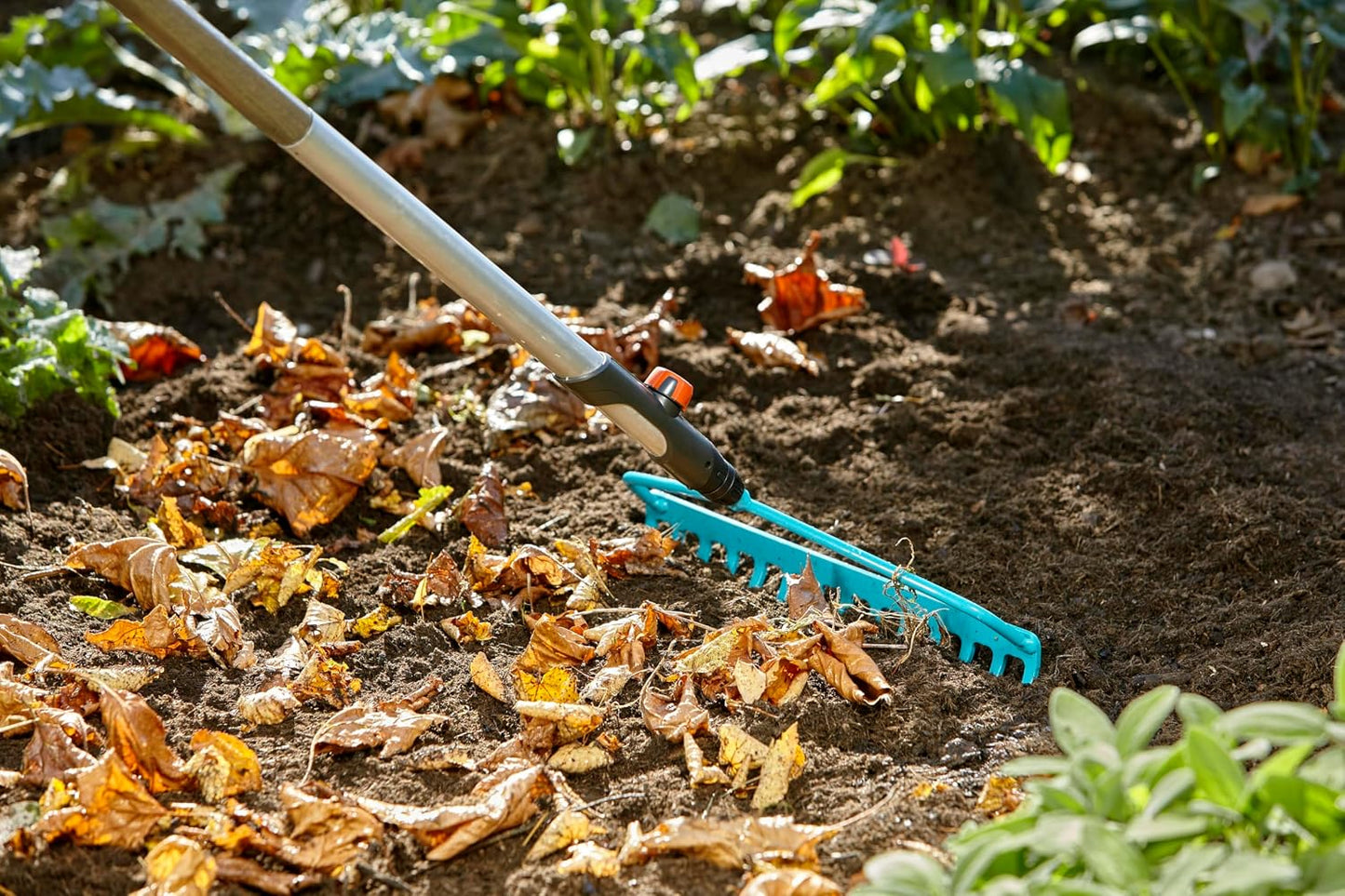 combisystem Draw Hoe: Garden Hoe for Weeding and loosening the Soil Under Great Loads, 12 cm Working Width, Rust-Free Stainless Steel Blade, fits on combisystem Handles (3192-20)