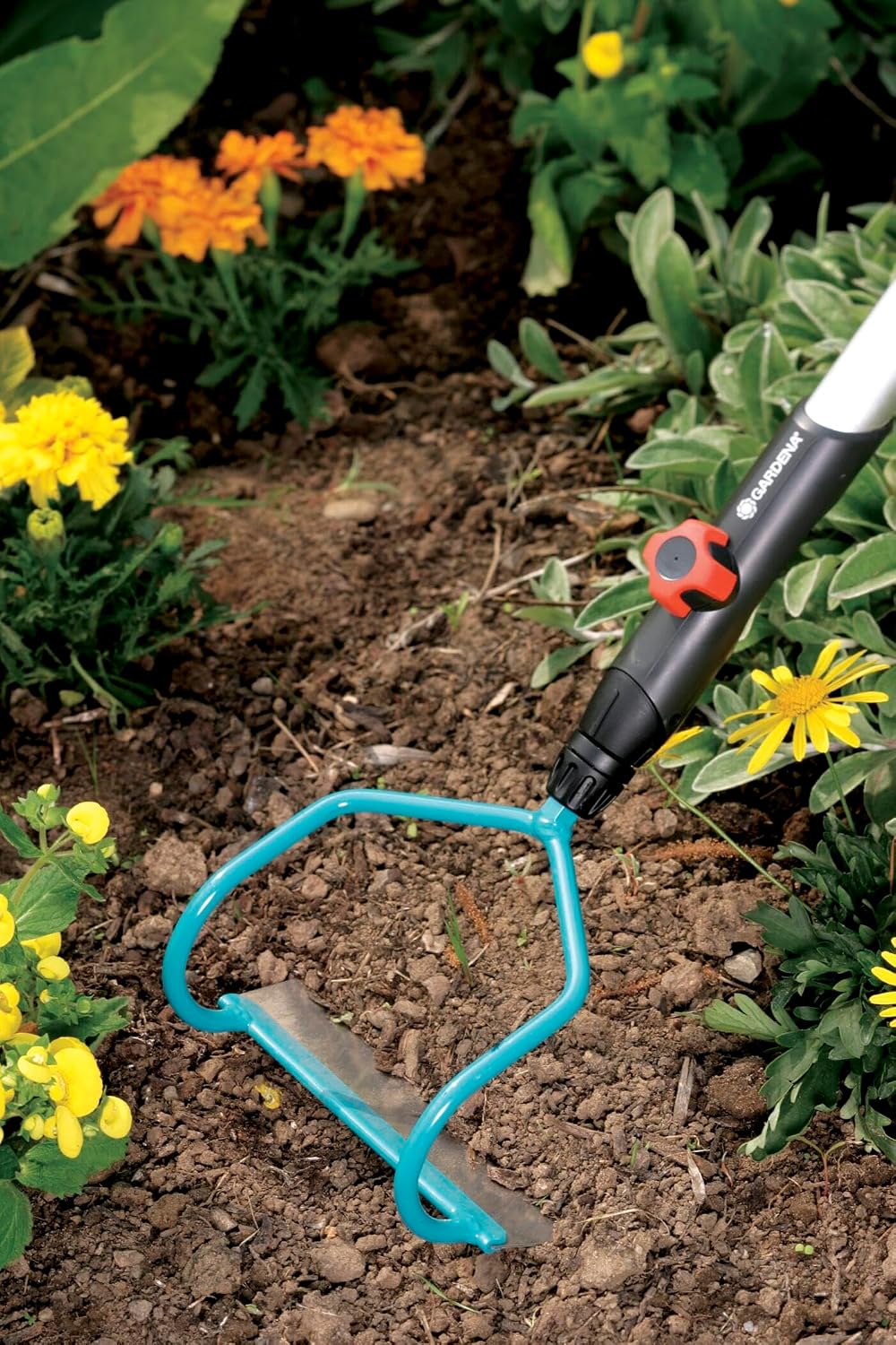 combisystem Draw Hoe: Garden Hoe for Weeding and loosening the Soil Under Great Loads, 12 cm Working Width, Rust-Free Stainless Steel Blade, fits on combisystem Handles (3192-20)