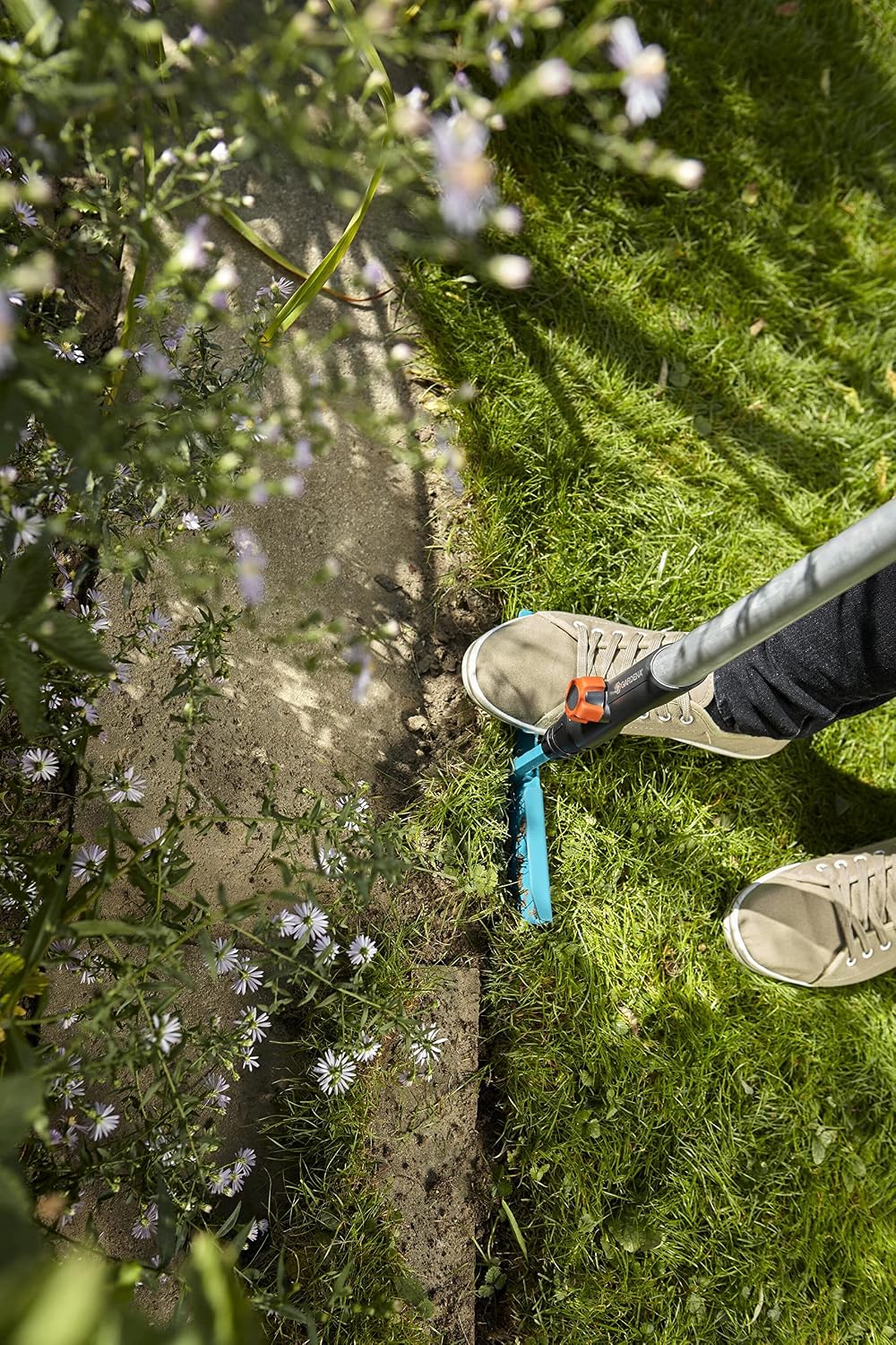 combisystem Draw Hoe: Garden Hoe for Weeding and loosening the Soil Under Great Loads, 12 cm Working Width, Rust-Free Stainless Steel Blade, fits on combisystem Handles (3192-20)