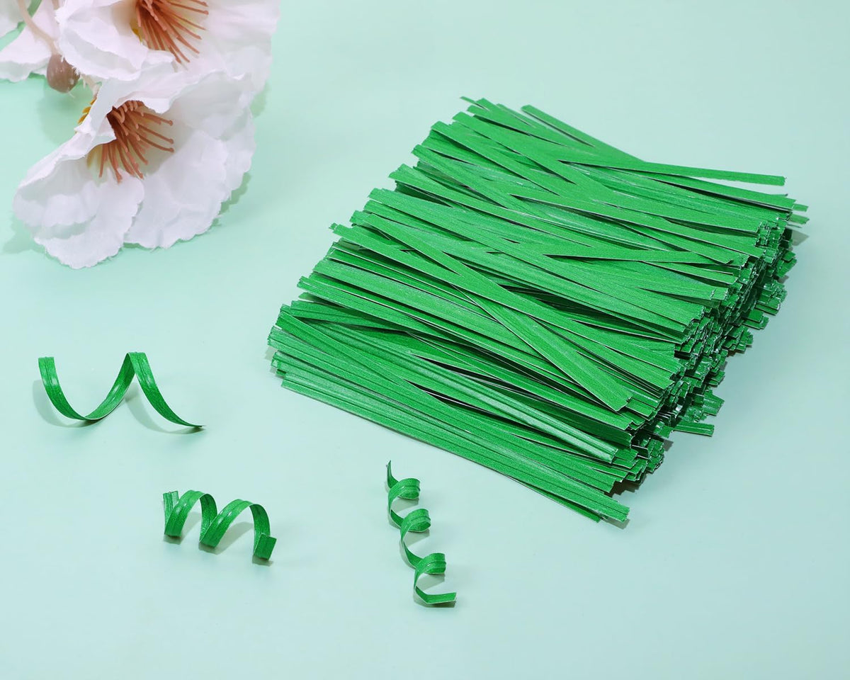 500pcs Kraft Paper Twist Ties Plant Ties 4inch Reusable Bread Twist Ties cake pop ties Cable Ties Candy Ties for Bags (Green)