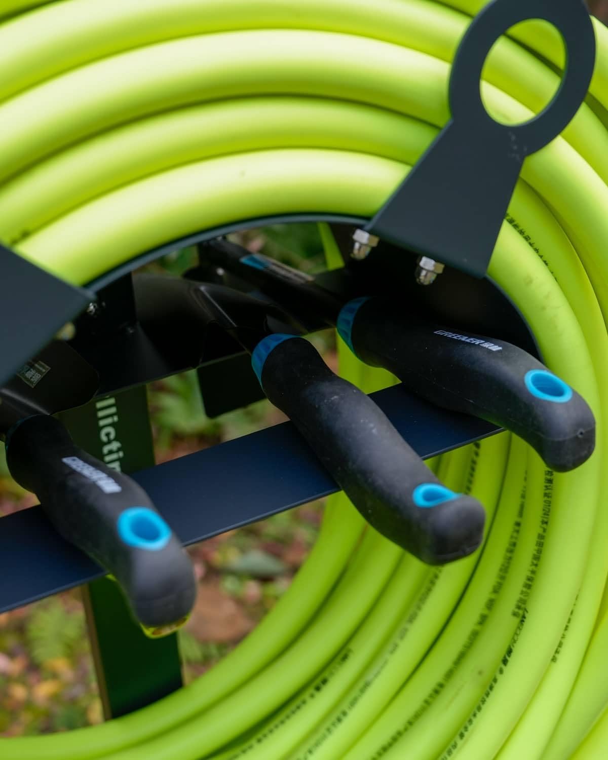 Garden Hose Holder Stand for Outside with Tool Organizer Heavy Duty Thickened Carbon Steel (Deep Grey, Without Faucet)