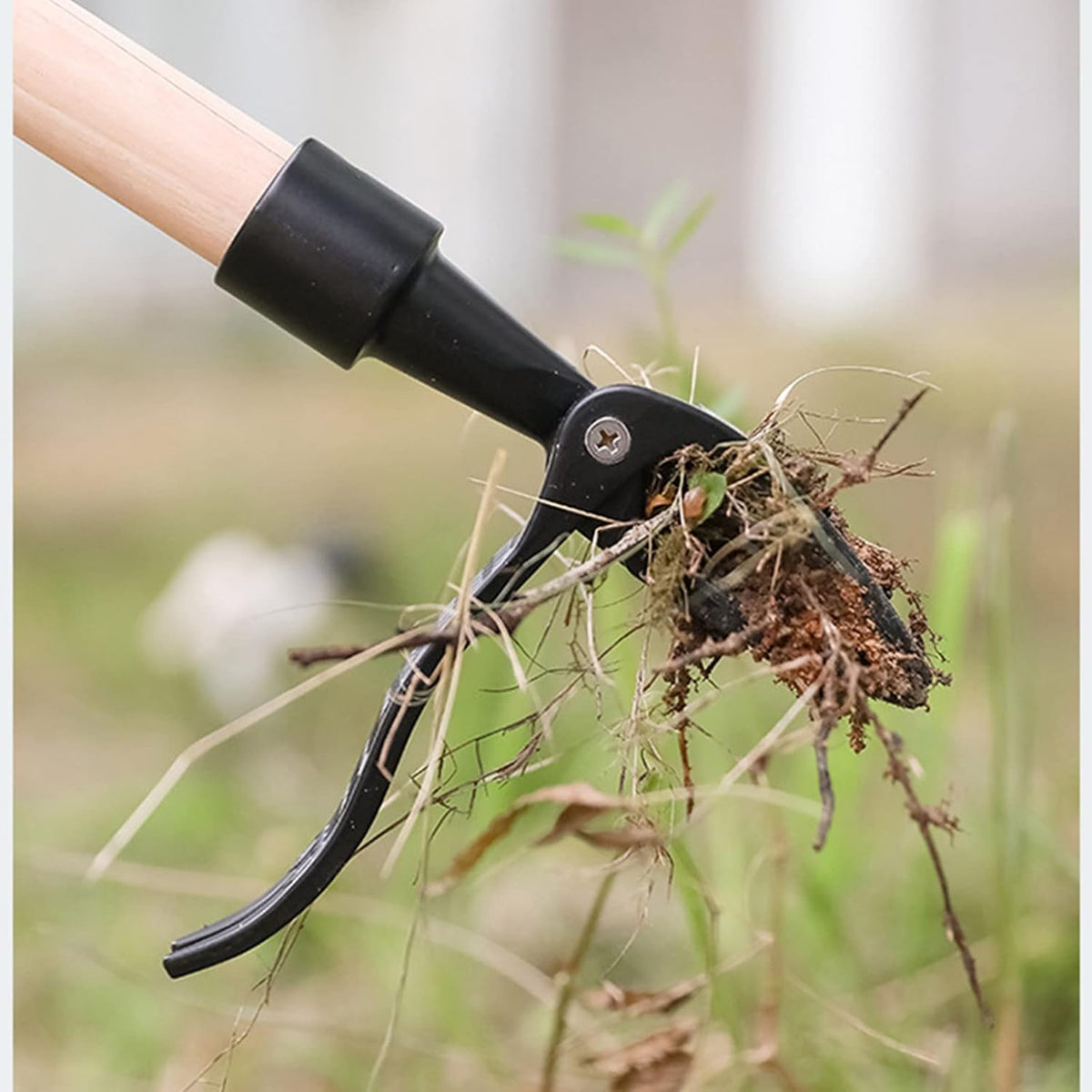 Stand Up Weeder Manual Weed ,Remover Weed Puller Tool with Foot Plate for Removing Weeds -Black Aluminum Lever Head Weed Puller, Garden Weeder Root Remover Tool(Without Pole)