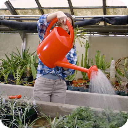 Durable Swiss Watering Can with UV Protection, Ergonomic Handle for Indoor/Outdoor Gardening, Made in Switzerland (7 Liter, Red)