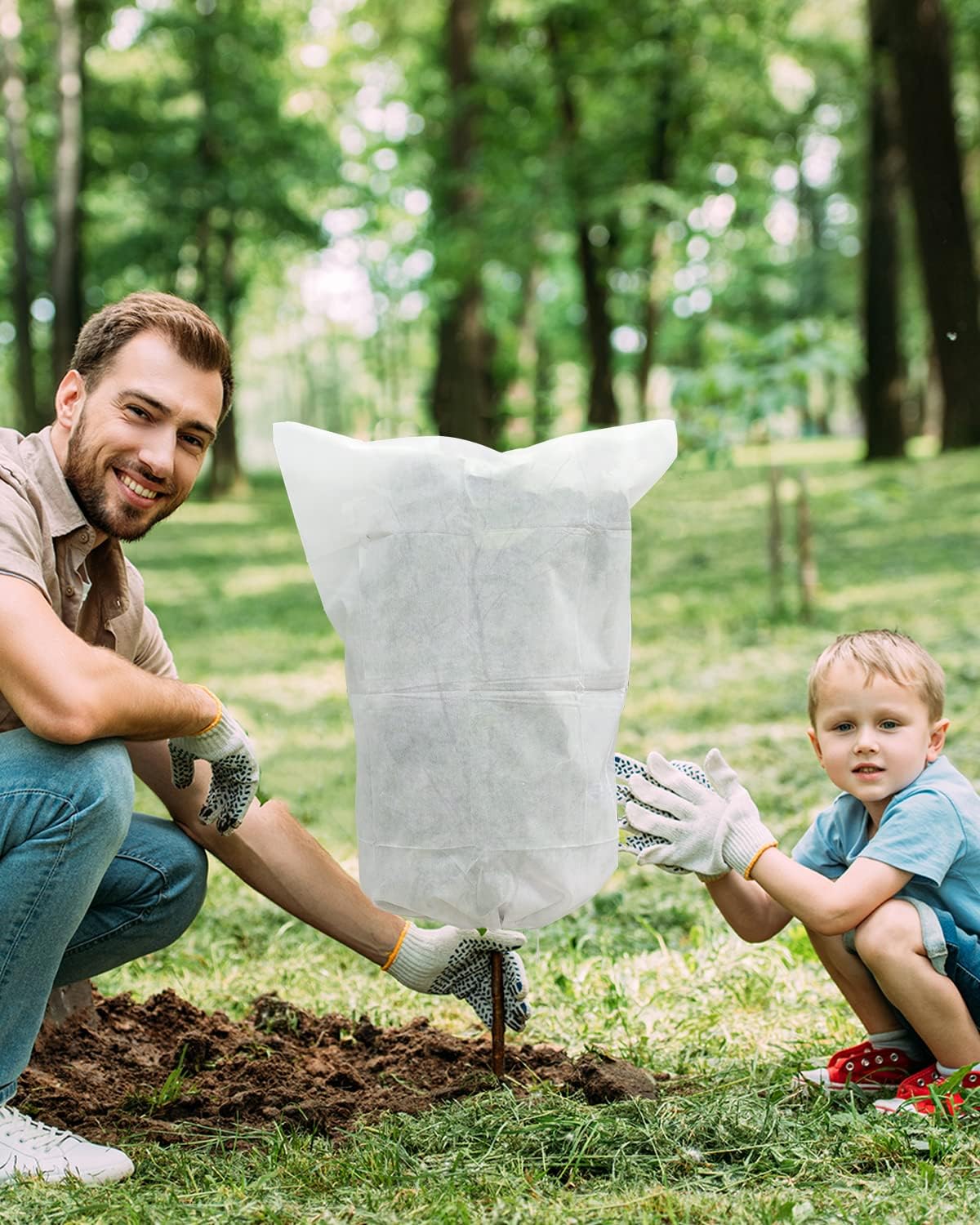 12 Pack Plant Covers Freeze Protection, 32x47'' Winter Frosts Cloth for Outdoor Plants, Reusable Frost Blankets Drawstring Bags for Cold Freeze Sun Protection Bird Insect Prevention,White