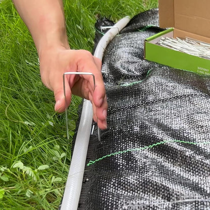 Landscape Staples Galvanized Garden Stakes,4 inch 50 Pack 12 Gauge Heavy Duty Garden Pins for Fences, Lawns, Weed Barriers and Landscape Fabrics, Irrigation Hose,Yard Lawn, Landscape Fabric.