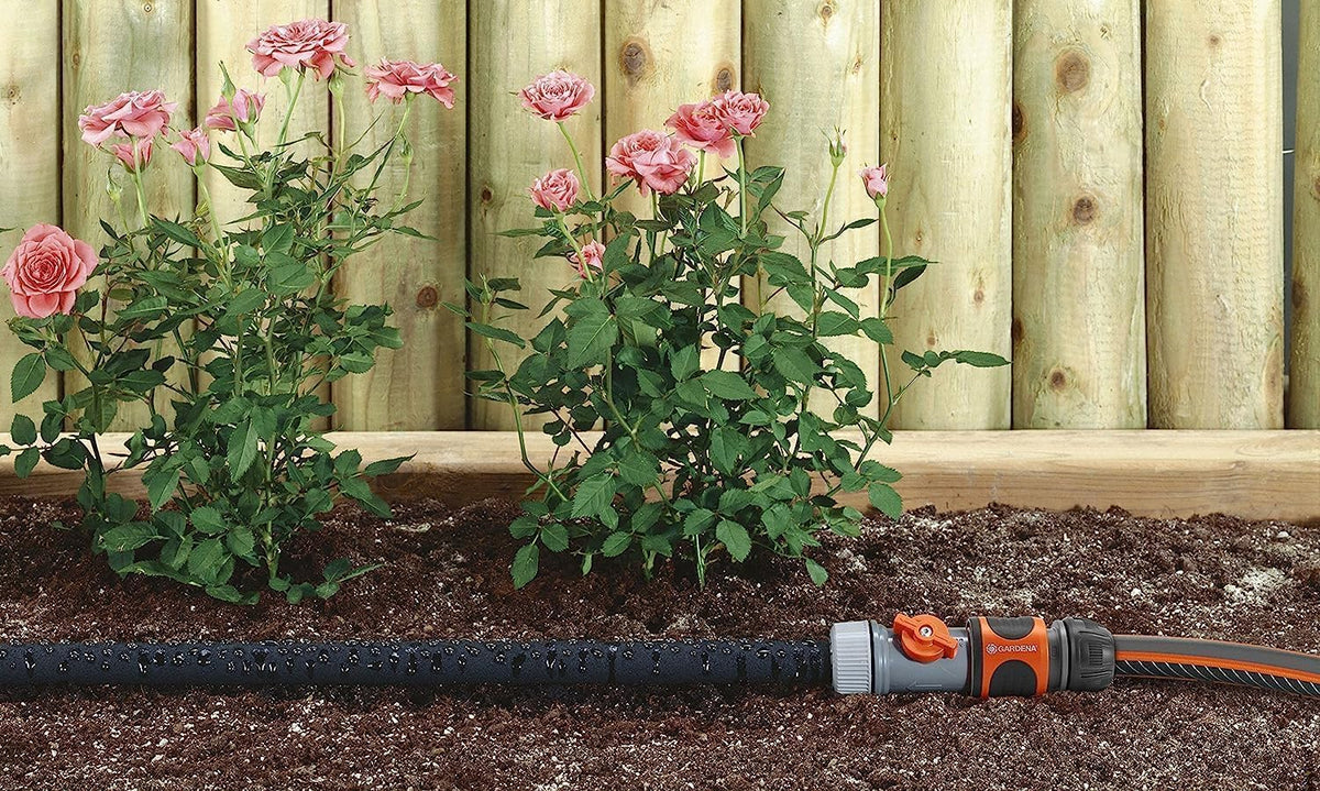 Soaker Hose: Water-saving sprinkler hose for watering plant rows and beds; water savings individually adjustable up to 70 percent, easy to use, hose length: 15 m (1969-20)