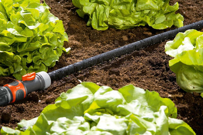 Soaker Hose: Water-saving sprinkler hose for watering plant rows and beds; water savings individually adjustable up to 70 percent, easy to use, hose length: 15 m (1969-20)