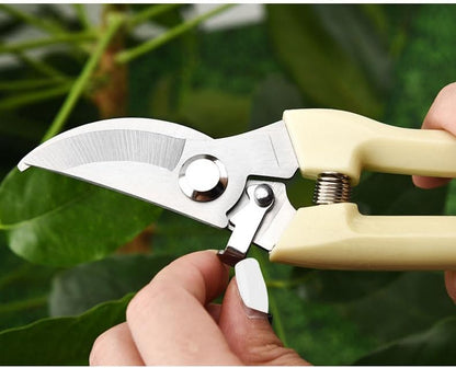 Professional Premium Titanium Bypass Pruning Shears, Hand Pruners, Garden Clippers, Tree Trimmers Secateurs, Garden Shears, Clippers for The Garden,6.9"