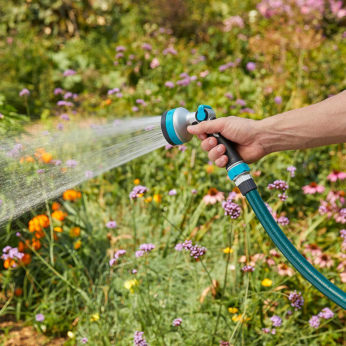 Heavy Duty Thumb Control Garden Hose Nozzle with 8 Pre-set Spray Patterns, Water Hose Nozzle for Watering Garden or Lawn