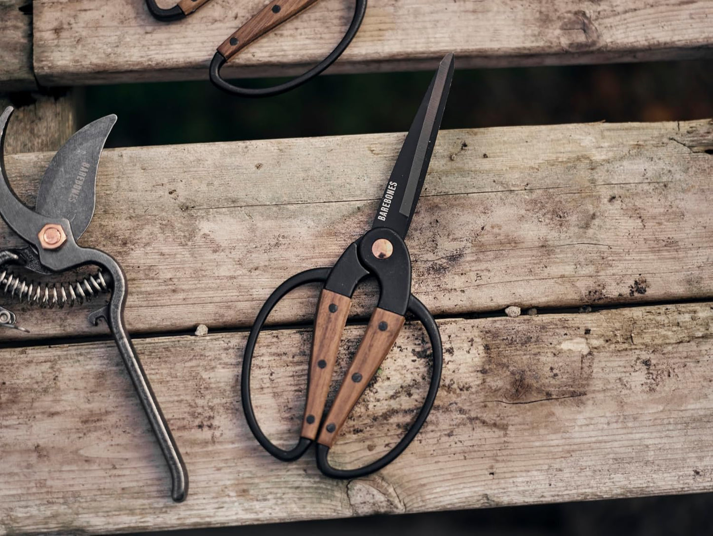 Garden Scissors - Walnut Scissors - Garden Supplies and Indoor Plant Accessories - Plant Shears with Wide Handles - Comfortable Fit Hand Pruners (Large)