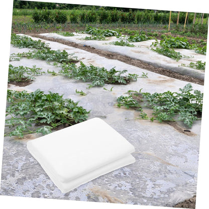 Insulation Plant Frost Cover Nonwoven Winter Plant Blanket Cold Weather Floating Row Cover for Outdoor Gardens