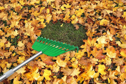 12 Tines Gardening Leaf Rake, Lightweight Steel Handle, Detachable, Ideal Camp Rake, Comes with Dustpan-Type Garden Bag
