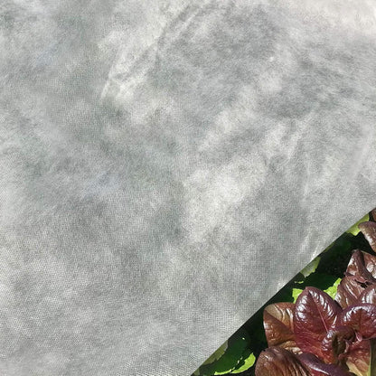 Floating Row Cover- 8.2x32.8ft Frost Blanket 0.6oz Garden Row Covers- Garden Blanket Fabric Plant Cover Protects Outdoor Plants Vegetables from Frost, Sun Insects Harsh Weather
