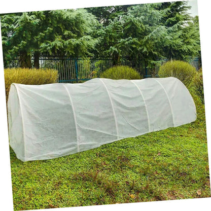 Warm Plant Protecting Non Woven Fabric Cover for Winter Shrub Protection Reusable Floating Row Cover for Vegetables Frost Blankets for Outdoor Plants