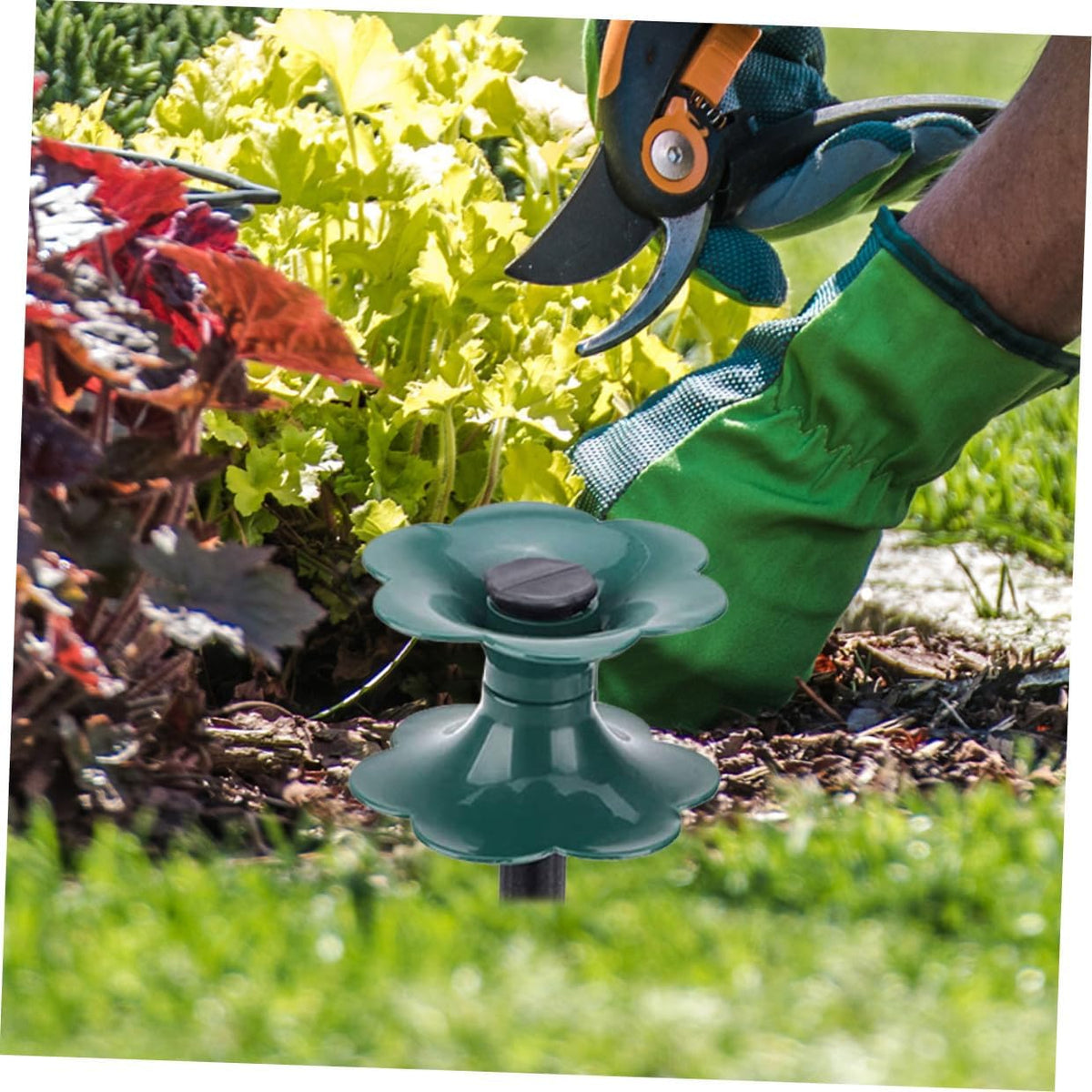 Garden Hose Guide with Heavy Duty Winding Wheel 4-Pack Hose Wheel Roller for Lawn and Flower Bed Watering Pipe Prevents Kinks and Protects Plants