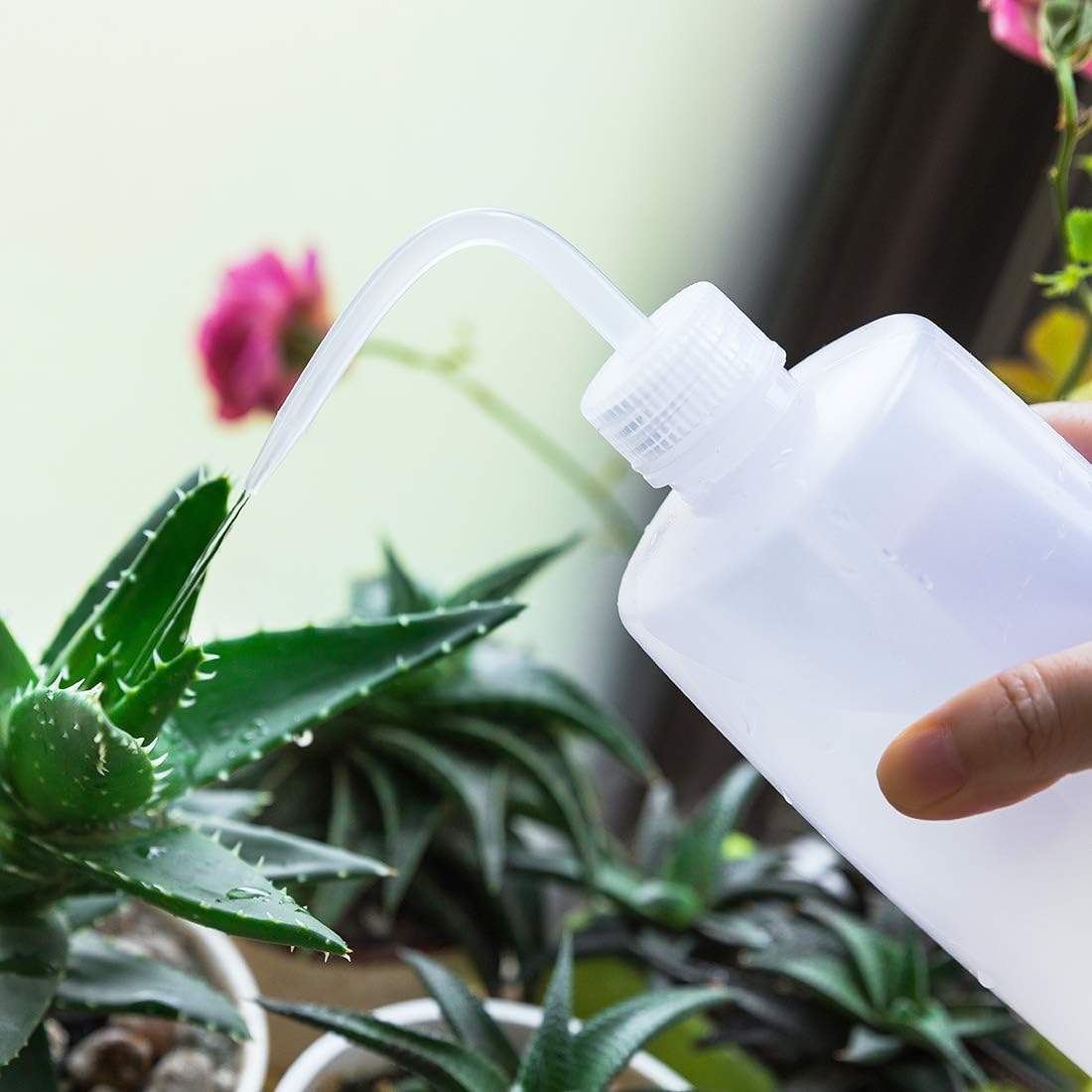 Oubest Squeeze Washing Bottle Succulent Watering Bottle 250ml + 500ml Water Squirt Irrigation Squeeze Sprinkling Can Plastic Wash Plant 2pc