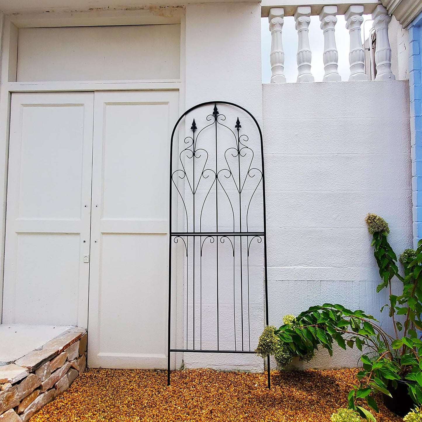 Metal Trellis 86.6" H x 29.5" W Tall Powder-Coated Black Garden Trellis Wrought Iron Heavy Scroll Metal Decoration Lawn Patio for Rose Clematis Ivy Weather Resistant Garden Addition