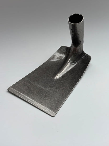 Garden Hoe,Heavy Duty Gardening Hoe,Sharp Edged Hoe，Cultivating,Digging,Loosen Soil, Trenching, Landscaping Manual Weeder ，Long Shaped Hoe（Without Handle）