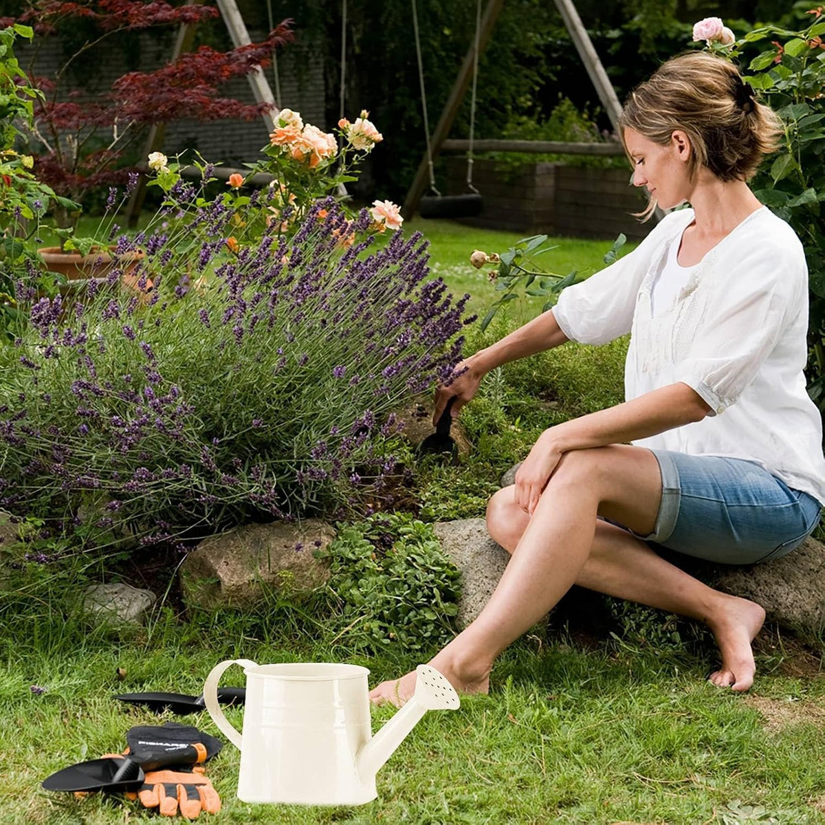 Watering Can Indoor, 1L Garden Watering Can Metal for Flowers, Tinplate Watering Kettle with Long Spout & Ergonomic Handle for Indoor Outdoor Garden Balcony Patio Irrigation (Blue)