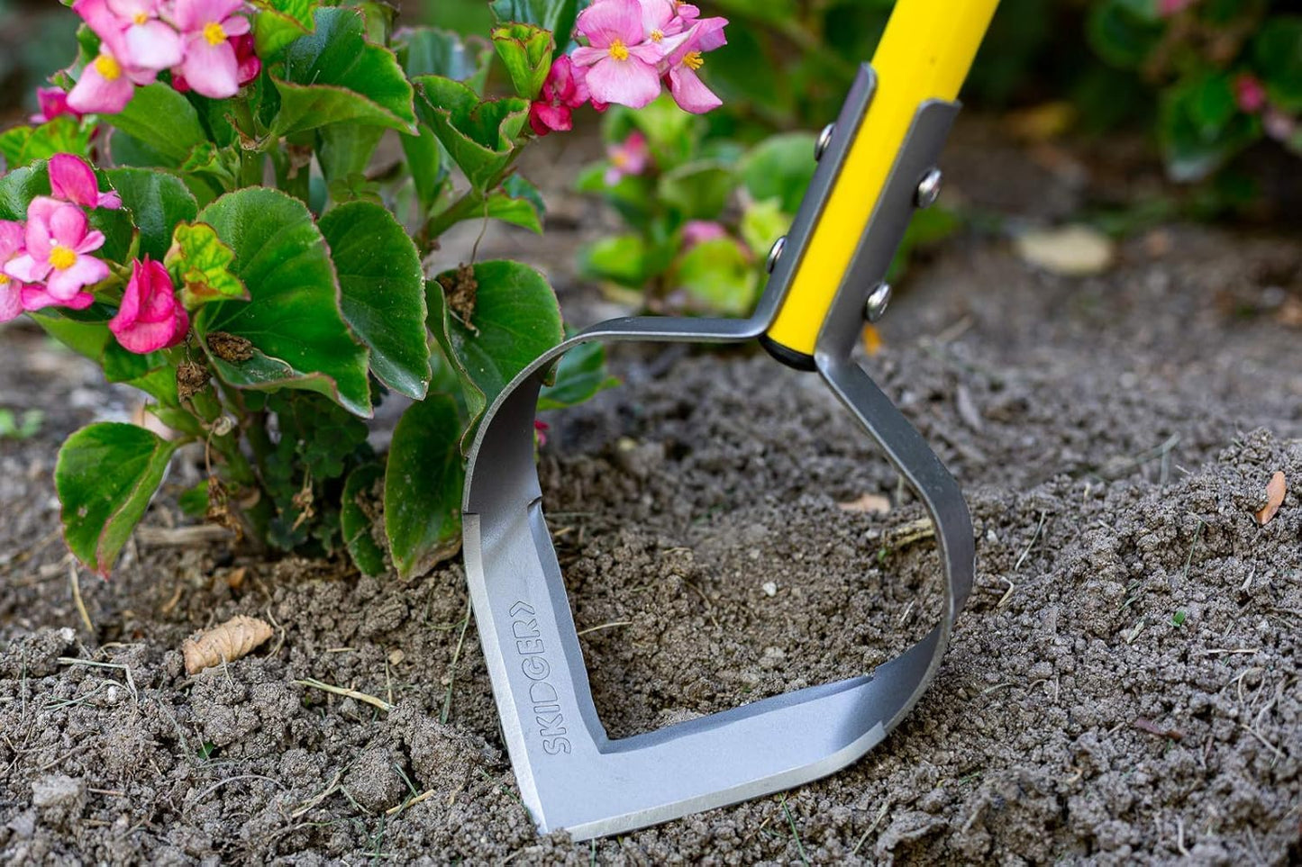 Xtreme Weeder Garden Scuffle Hoe Cultivator, 54-Inch Fiberglass Handle with Grips for Weeding, Cultivating, and Soil Prep