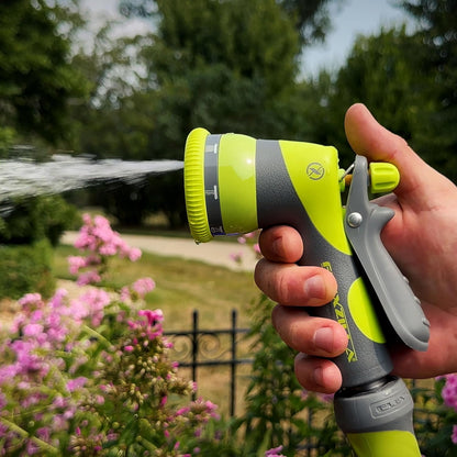 6-Pattern Adjustable Garden Hose Nozzle Sprayer with Easy to Use on/off toggle & Durable Design