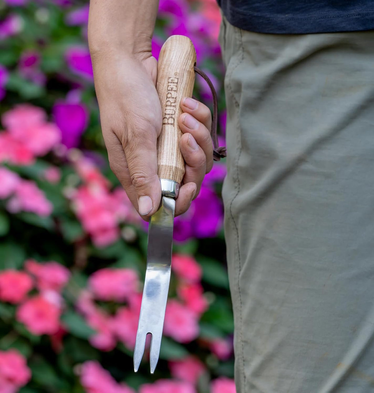 15" Stainless Steel Soil Scoop | Durable Long Lasting Garden Tool | Leather Wrist Strap 5" Handle, Oak