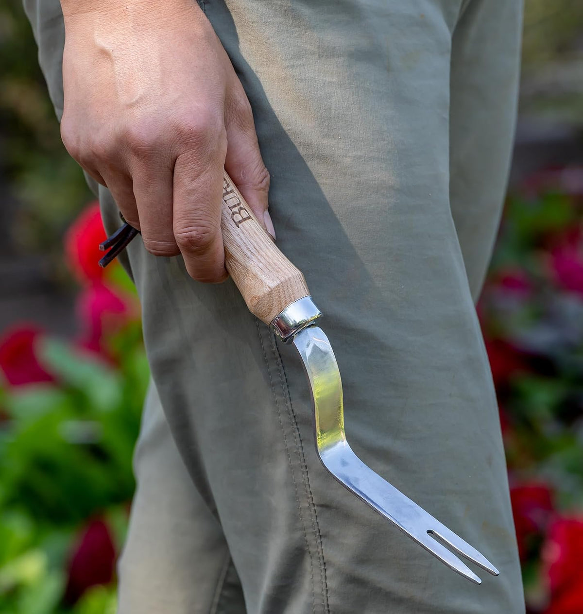 15" Stainless Steel Soil Scoop | Durable Long Lasting Garden Tool | Leather Wrist Strap 5" Handle, Oak