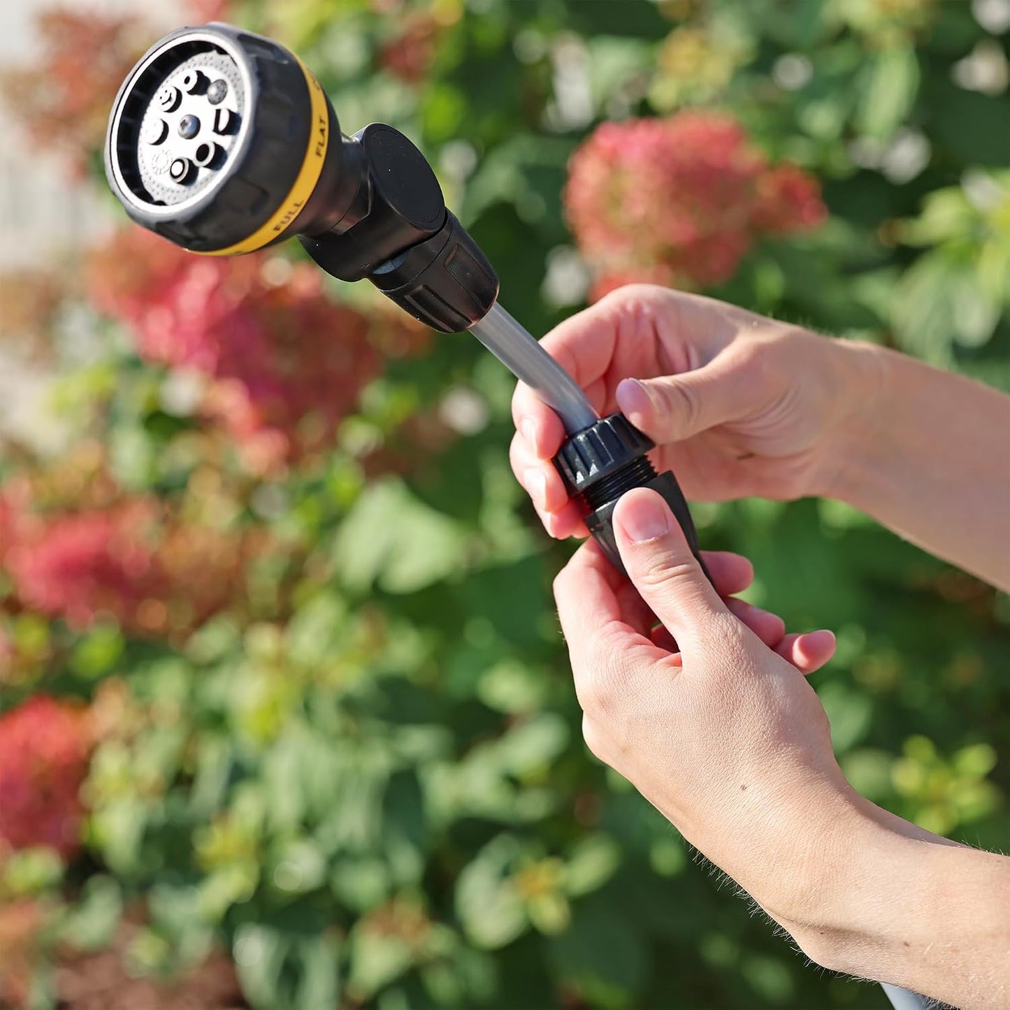 65145AMZ RelaxGrip 8-Pattern Pivoting-Head QuickConnects Extension Wand, Black/Yellow