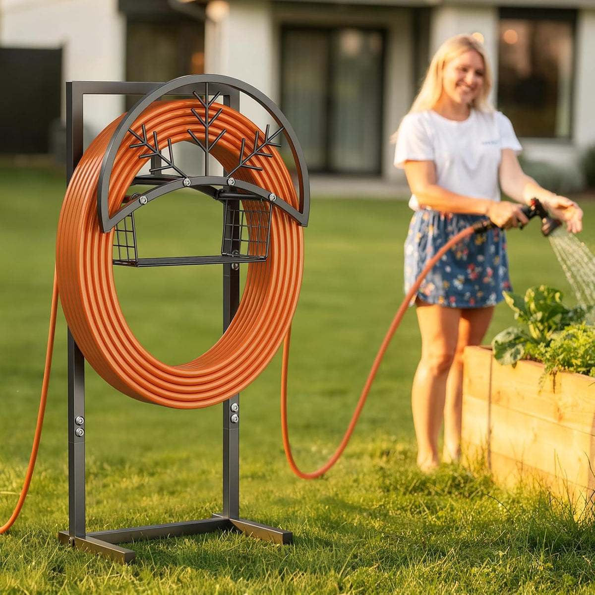Heavy Duty Garden Hose Holder with Storage Basket, Holds Up to 160FT Hose, Freestanding Metal Water Hose Organizer with 4 Anchor Spikes, for Outdoor Yard Lawn Patio