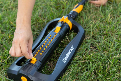 XT Oscillating Sprinkler, 4500 Sq Ft: Flow, Width & Range Adjust