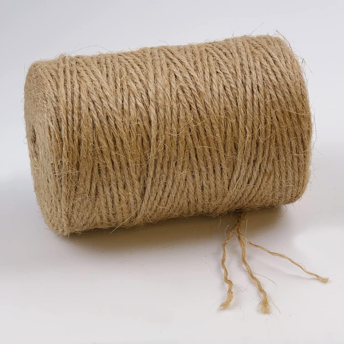 5mm Jute Rope 105 Feet Twisted Heavy Duty and Thick Twine Rope for Cat Scratcher Scratching Post Tree Craft Projects Gardening Home Decoration Packing Bundling (105FT * 5mm)