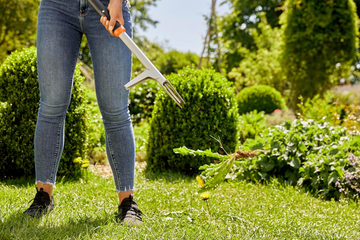 Stand-Up Weed Puller with Built-in Ejector, Long Handle - 03518