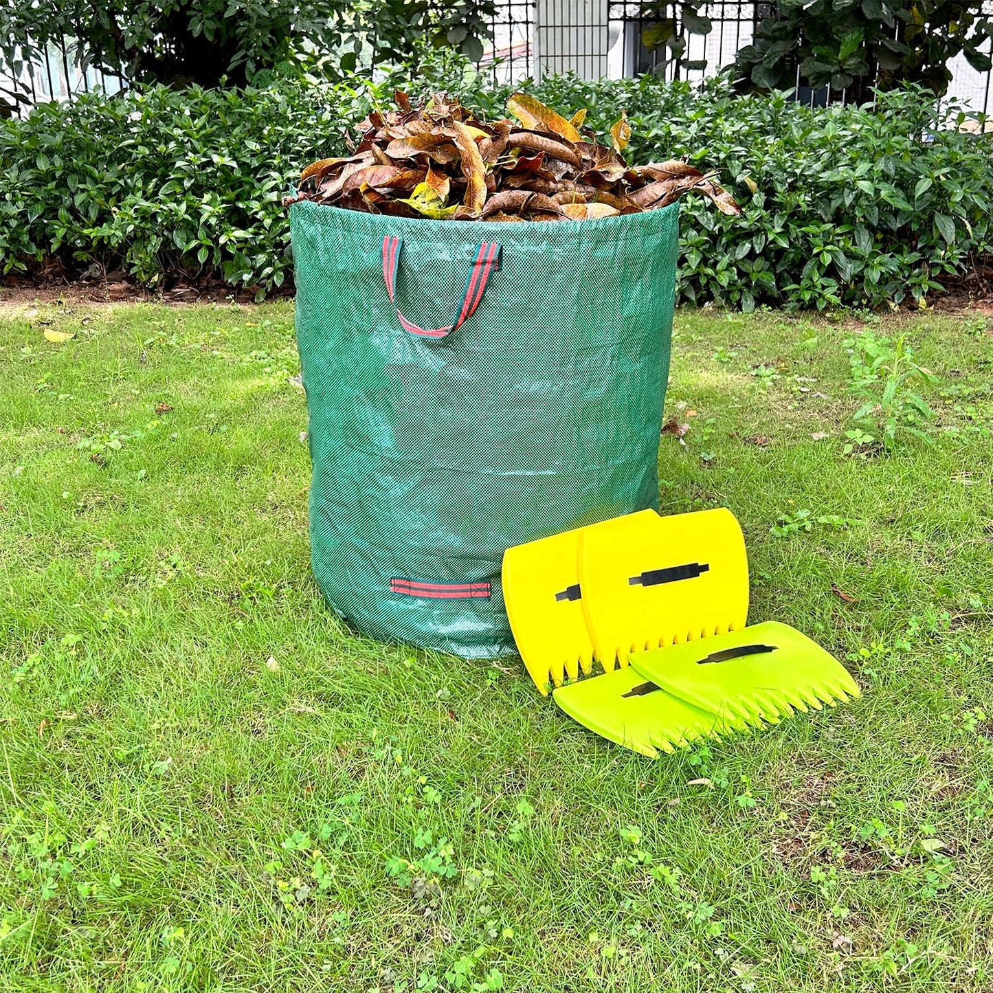 2 Sets Leaf Scoops Hand Rakes, Leaf Scoops and Claws with 2 Pairs Gloves, Lightweight Plastic Leaf Scoop, Large Leaf Grabbers for Picking Up Leaves, Clippings, Grass(2 Sets,Yellow+Green)