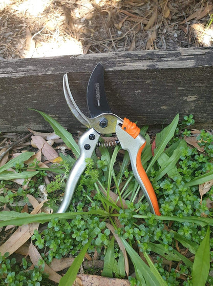Pruning Shears For Gardening 8 Inch Bypass Pruners. SK5 Steel Non Stick Blade Garden Pruners With Carbon Steel Lower Blade And Ergonomic Non Slip Grip For Tree Trimming And Plant Cutting