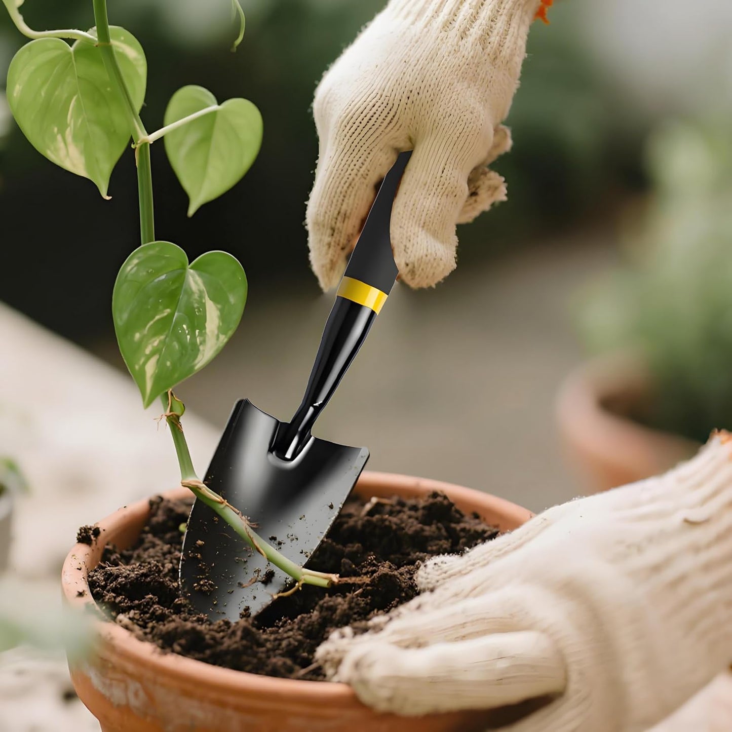 Garden Trowel - Metal Hand Shovel with Rubber Handle. This Garden Hand Trowel is Easy to use and Suitable for Soil Planting, Digging, transplanting and Outdoor Exploration Activities (Wide Shovel)