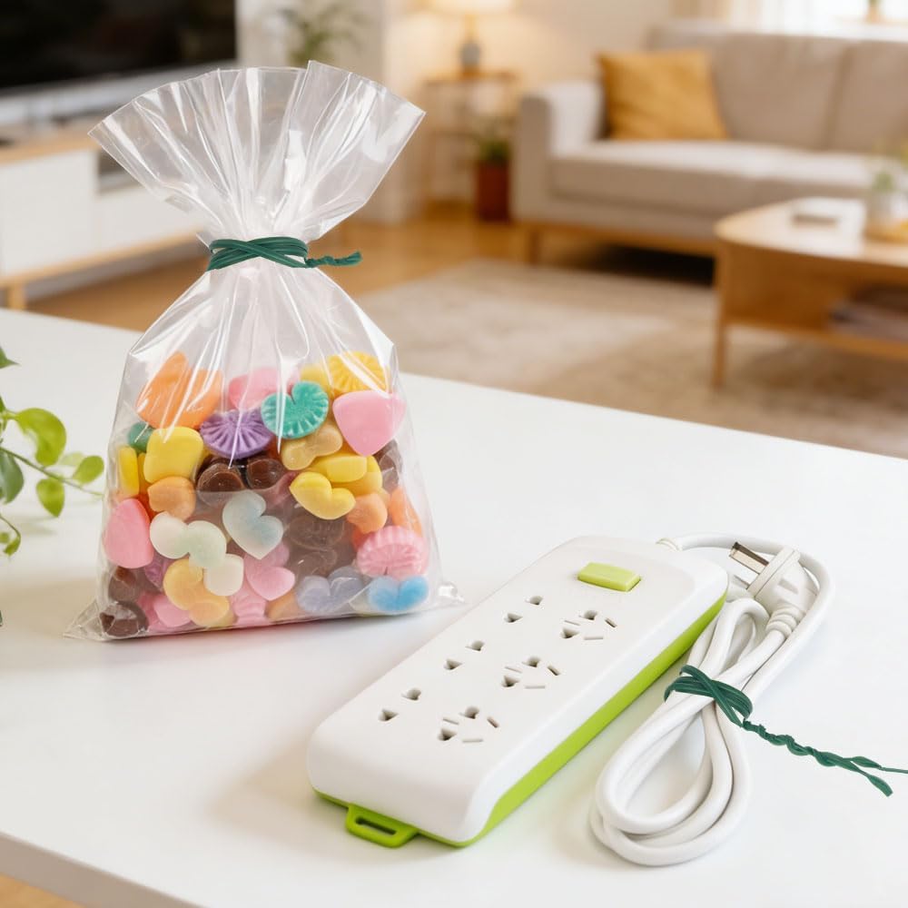 200 PCS Twist Ties for Plants, 7.8 Inch Garden Twist Ties Reusable Green Cable Tie with Rugged Metal Innercores for Bread Cake Pop Candy Bags Cable Organization Christmas Tree Gardening Decor