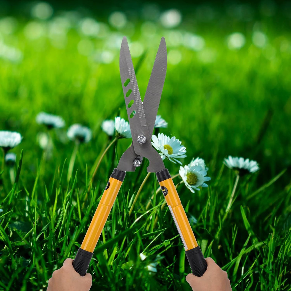 Garden Pruning Shear with Telescopic Handle, Outdoor Branch Cutter, Professional Gardening Lopper for Tree and Shrub Trimming, 1pcs Sturdy Hand Tool for Yard Maintenance