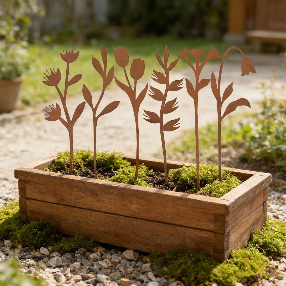 Garden Decor for Outside, 6 Pcs Rusty Metal Flower Garden Stakes with Fern Leaf Design for Outdoor Yard Art, Rustic Plant Stakes for Flower Bed, Pot, Vase